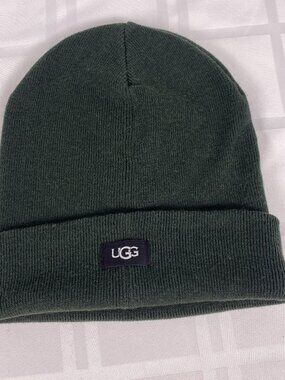 UGG Knit Hat Beanie Soft Cozy Winter Cap Unisex One Size
